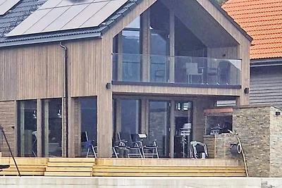7 Personen Ferienhaus in Huglo-By Traum