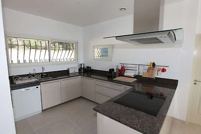 Villa a Les Issambres con piscina