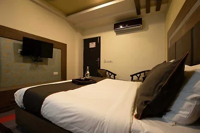 Hotel O Kargil-complex