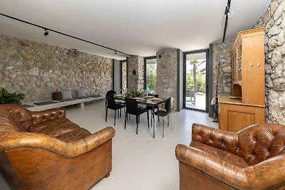 Modernes Ferienhaus in Grizane mit privatem...