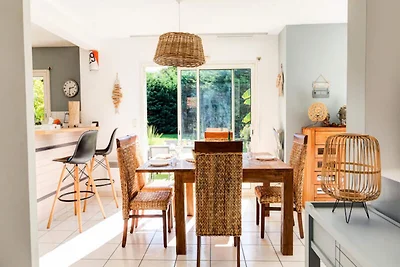 Casa a Plomeur vicino alla spiaggia di La...