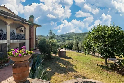 Geräumiges und helles Haus mit privatem Pool