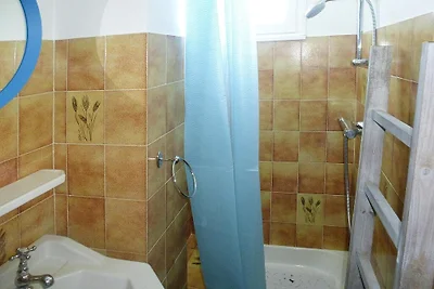 Casa vicino al centro del paese e alla...