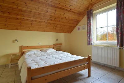 Modernes Ferienhaus in Robertville mit Garten