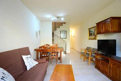 Ferienhaus in Estartit mit Balkon
