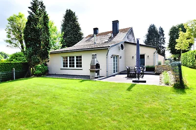 Modernes Familienhaus mit Wellness