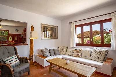 Rustige villa in Cala Vadella met zwembad
