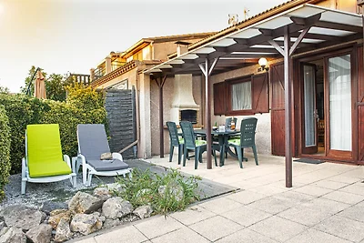Comfortable terraced house in the Domaine Les...
