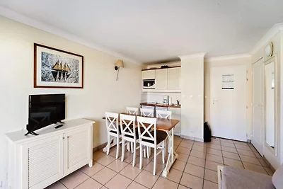 Marineblaue Residenz f�r sechs Personen