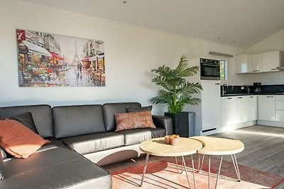 Ferienhaus in Mol mit Terrasse und Wifi