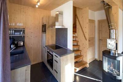 Einladendes Chalet mit Außenjacuzzi an der...