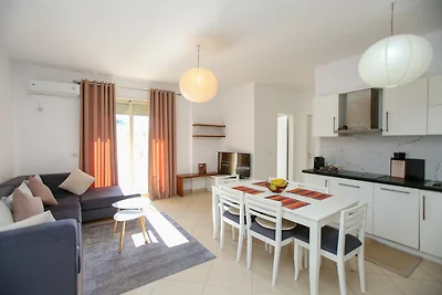 Wohnung in Vlorë am Sandstrand