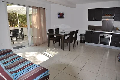 Spaziosa casa vacanze con piscina
