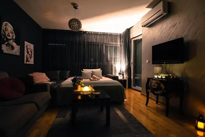 Studio Apartment with Balcony