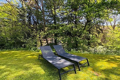 Einfamilienhaus mit Garten in der La Roche