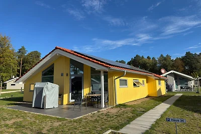 Ferienhaus mit Sauna und Whirlpool in Bad...