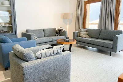 Chalet in den Alpen mit Bergblick