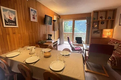 In der Nähe befinden sich Geschäfte, der kost...