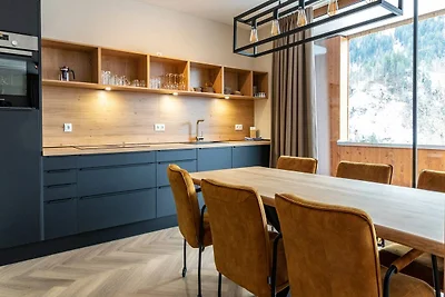 Elegante appartamento con sauna, area sciisti...