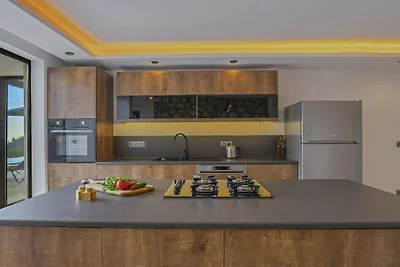 Villa a Kalkan con piscina