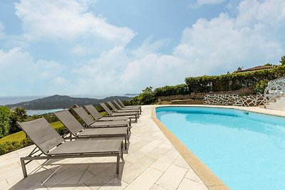 Villa a Porto Cervo con piscina