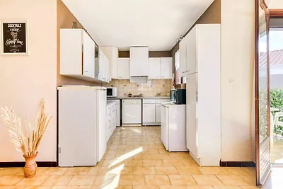 Ruim Valras appartement met balkon