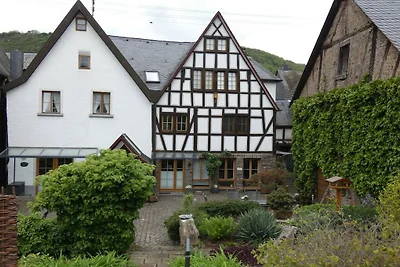 Altes Winzerhaus Müntnich