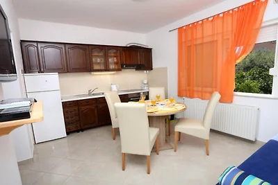 One-Bedroom Apartment With Terrace (A2)