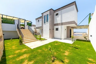 Villa a Kalkan con piscina