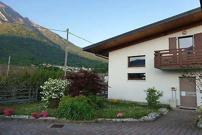 Villa aan de voet van de Dolomieten