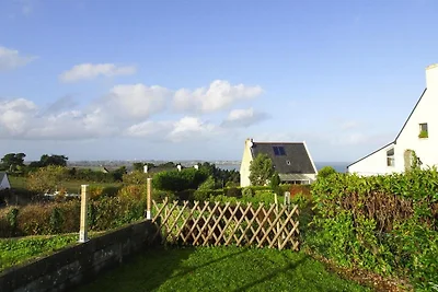 Reihenhaus mit Garten und Meerblick, Paimpol