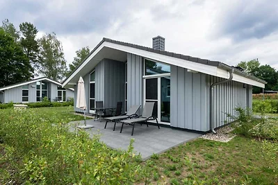 Ferienhaus mit Sauna im Ferienpark Mirow