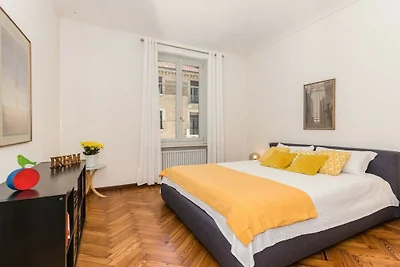 Wohnung in Torino mit Balkon und Parken