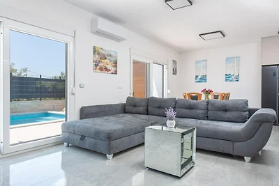 Ferienoase mit Hydromassage-Pool