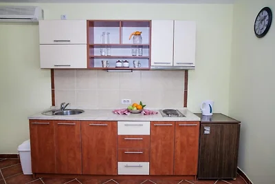 One Bedroom Apartment with Garden 3