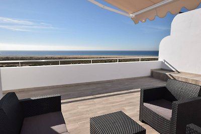 Modern appartement in Solana met terras