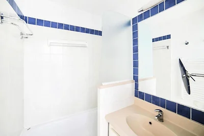 Marineblaue Residenz mit einem Zimmer