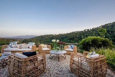 Villa di lusso con 10 camere da letto a Lucca