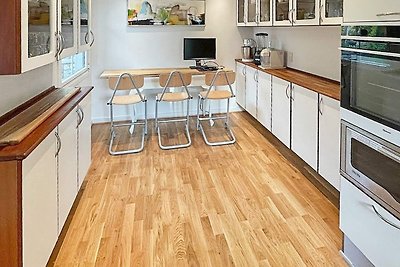 Ruhiges Ferienhaus in Skals mit Terrasse und...