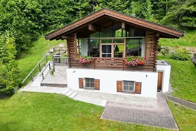 Chalet alpino indipendente con sauna