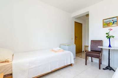 Villa Bind - Twin Room with Patio and Garden ...