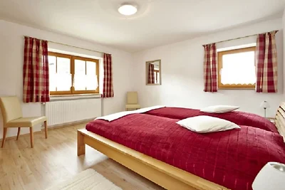 Vakantieappartement in Krün met zwembad