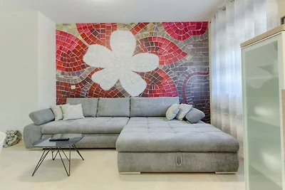 Majestic Kastel Stari Apartment with Terrace ...