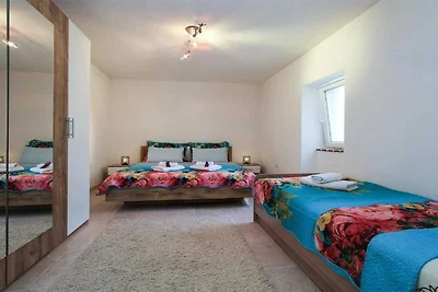 Comfort Apartment Leo - apartment with...