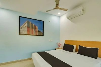 Townhouse Qualia Prime Hotel