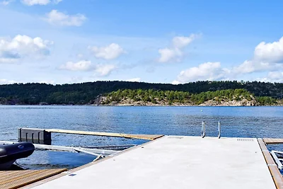 8 Personen Ferienhaus in Risør-By Traum