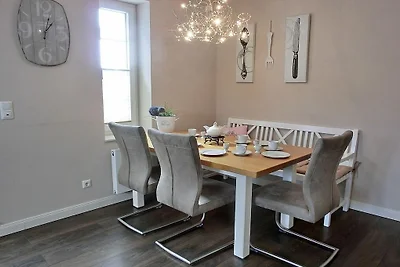 Ferienwohnung mit 2 Schlafzimmer