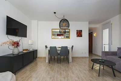 Appartement in Roses vlakbij het zandstrand