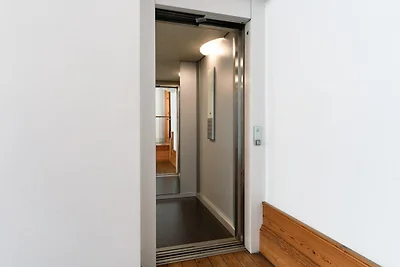 Huisdiervriendelijk apt aan de rivier in...