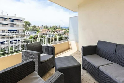 Wohnung in Antibes nahe Ponteil Strand